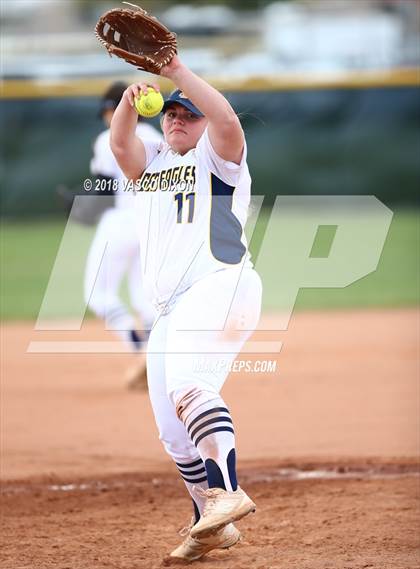 Thumbnail 3 in Sahuarita vs. Bourgade Catholic photogallery.