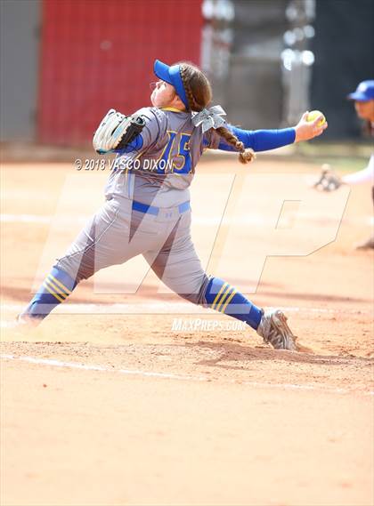 Thumbnail 2 in Sahuarita vs. Bourgade Catholic photogallery.