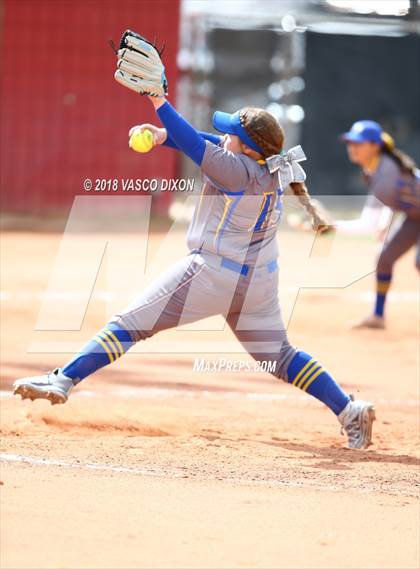 Thumbnail 3 in Sahuarita vs. Bourgade Catholic photogallery.