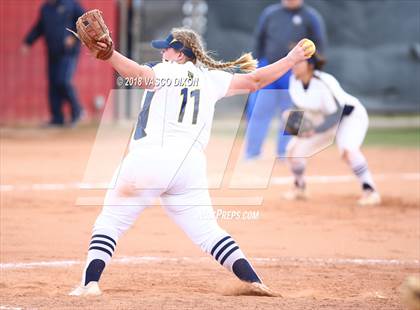 Thumbnail 1 in Sahuarita vs. Bourgade Catholic photogallery.