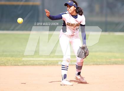 Thumbnail 2 in Sahuarita vs. Bourgade Catholic photogallery.