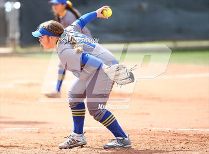 Thumbnail 1 in Sahuarita vs. Bourgade Catholic photogallery.