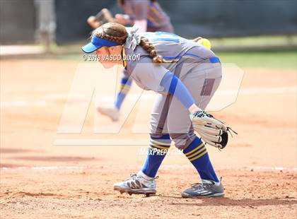 Thumbnail 3 in Sahuarita vs. Bourgade Catholic photogallery.