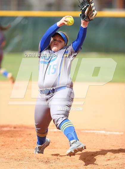 Thumbnail 2 in Sahuarita vs. Bourgade Catholic photogallery.