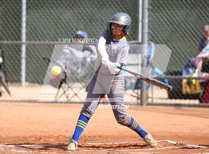 Thumbnail 2 in Sahuarita vs. Bourgade Catholic photogallery.