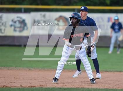 Thumbnail 2 in McKeel Academy vs. Lake Wales photogallery.