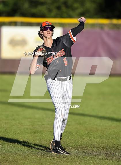 Thumbnail 3 in McKeel Academy vs. Lake Wales photogallery.