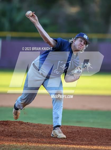 Thumbnail 3 in McKeel Academy vs. Lake Wales photogallery.