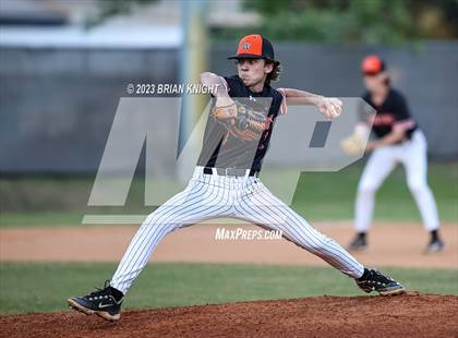 Thumbnail 2 in McKeel Academy vs. Lake Wales photogallery.