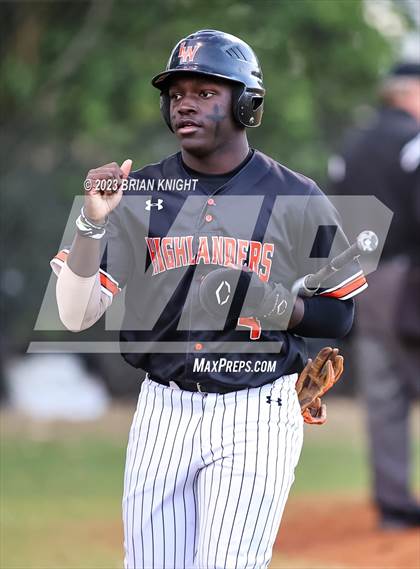 Thumbnail 3 in McKeel Academy vs. Lake Wales photogallery.