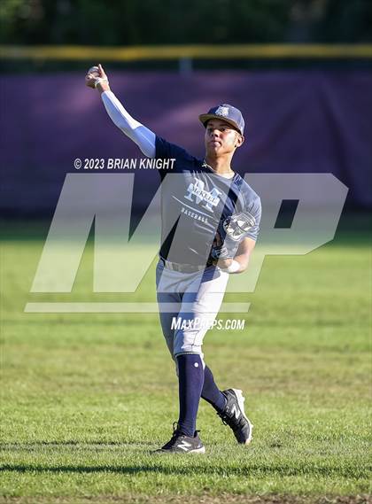 Thumbnail 2 in McKeel Academy vs. Lake Wales photogallery.