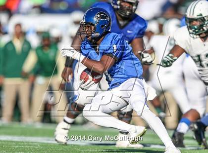 Thumbnail 3 in Armwood vs. Central (FHSAA 6A Final) photogallery.