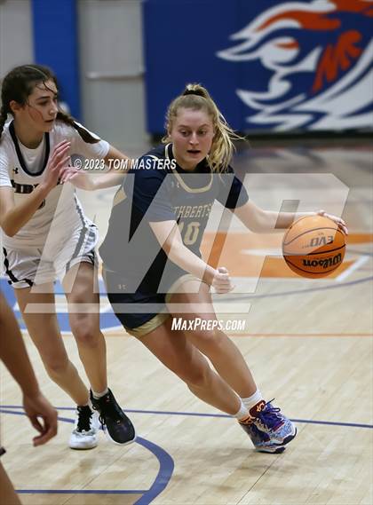 Thumbnail 2 in Cuthbertson vs. Porter Ridge (NCHSAA 4A Conference Semifinal) photogallery.