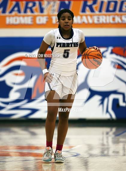 Thumbnail 2 in Cuthbertson vs. Porter Ridge (NCHSAA 4A Conference Semifinal) photogallery.