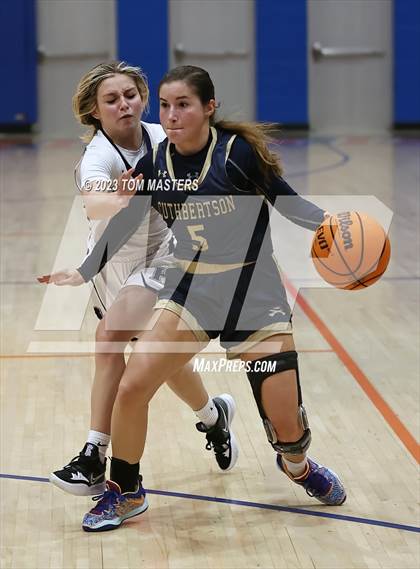 Thumbnail 1 in Cuthbertson vs. Porter Ridge (NCHSAA 4A Conference Semifinal) photogallery.