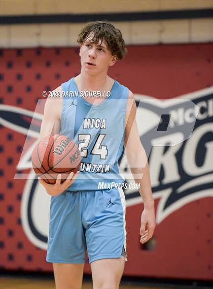 Thumbnail 2 in Mica Mountain vs Marcos de Niza (MLK Dream Classic) photogallery.