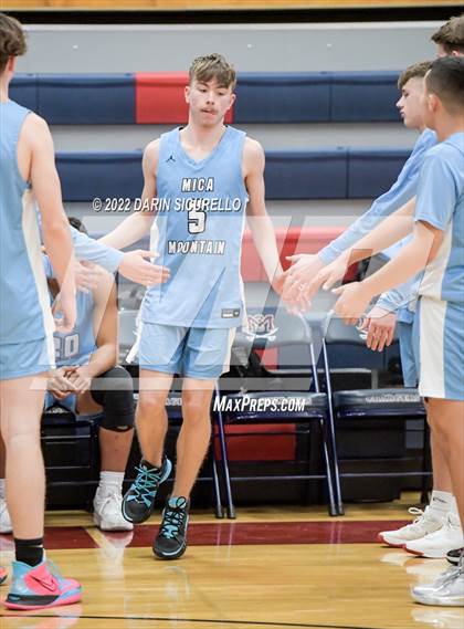 Thumbnail 2 in Mica Mountain vs Marcos de Niza (MLK Dream Classic) photogallery.