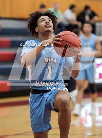 Thumbnail 2 in Mica Mountain vs Marcos de Niza (MLK Dream Classic) photogallery.