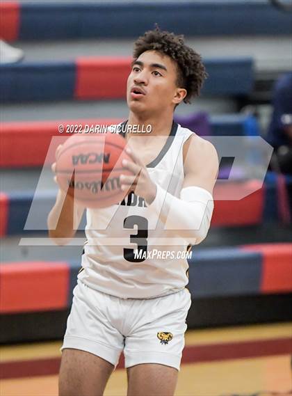 Thumbnail 3 in Mica Mountain vs Marcos de Niza (MLK Dream Classic) photogallery.