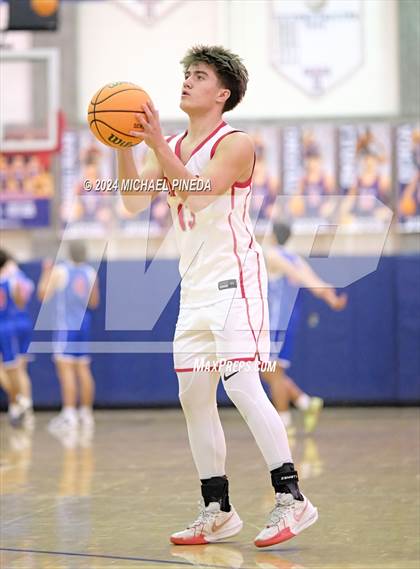 Thumbnail 1 in San Clemente vs Los Alamitos (Orange County North/South Challenge) photogallery.