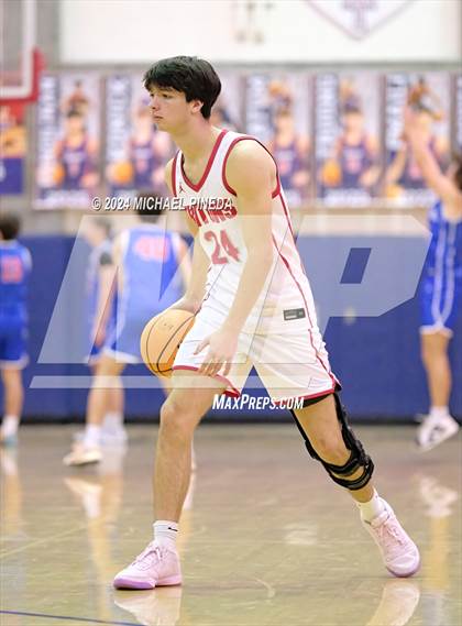 Thumbnail 1 in San Clemente vs Los Alamitos (Orange County North/South Challenge) photogallery.