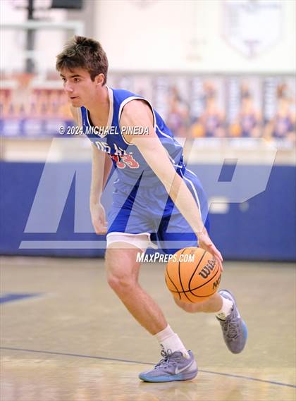Thumbnail 3 in San Clemente vs Los Alamitos (Orange County North/South Challenge) photogallery.