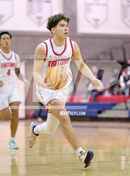 Thumbnail 2 in San Clemente vs Los Alamitos (Orange County North/South Challenge) photogallery.