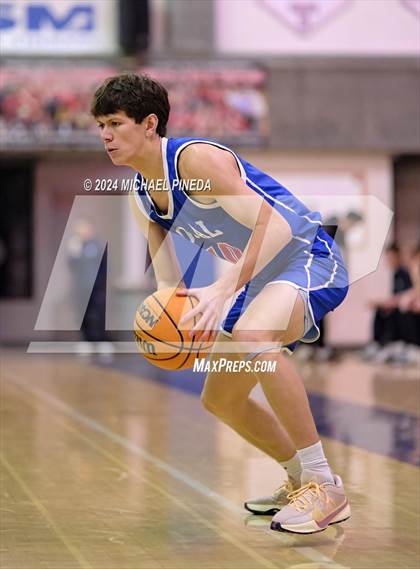 Thumbnail 2 in San Clemente vs Los Alamitos (Orange County North/South Challenge) photogallery.