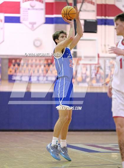 Thumbnail 3 in San Clemente vs Los Alamitos (Orange County North/South Challenge) photogallery.