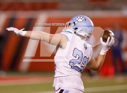 Thumbnail 3 in Sky View vs Crimson Cliffs (UHSAA 4A Semifinal) photogallery.