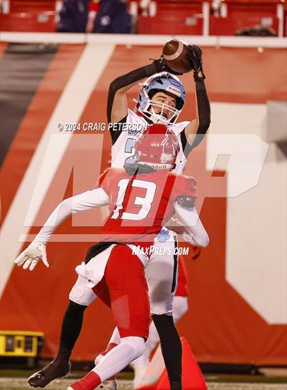 Thumbnail 3 in Sky View vs Crimson Cliffs (UHSAA 4A Semifinal) photogallery.