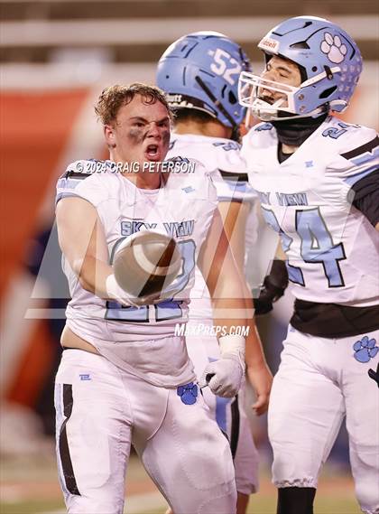 Thumbnail 1 in Sky View vs Crimson Cliffs (UHSAA 4A Semifinal) photogallery.