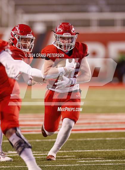 Thumbnail 3 in Sky View vs Crimson Cliffs (UHSAA 4A Semifinal) photogallery.
