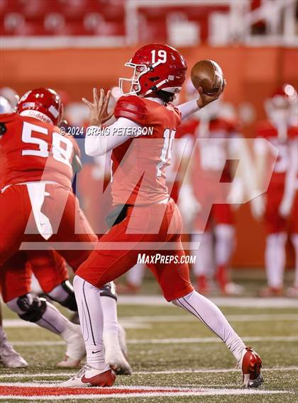 Thumbnail 3 in Sky View vs Crimson Cliffs (UHSAA 4A Semifinal) photogallery.