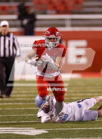 Thumbnail 3 in Sky View vs Crimson Cliffs (UHSAA 4A Semifinal) photogallery.