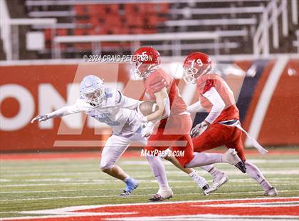 Thumbnail 2 in Sky View vs Crimson Cliffs (UHSAA 4A Semifinal) photogallery.
