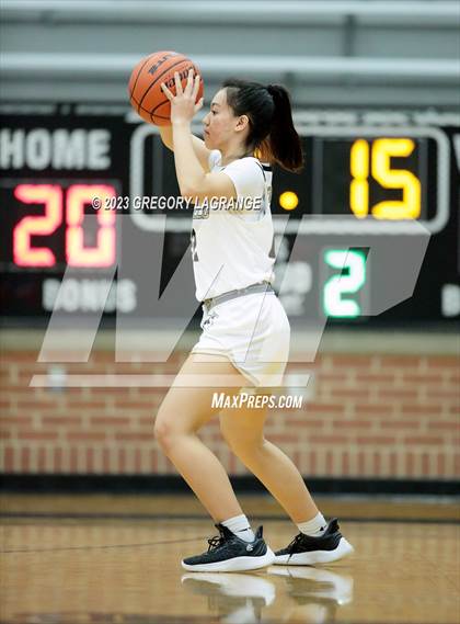 Thumbnail 3 in MacArthur vs Mansfield photogallery.