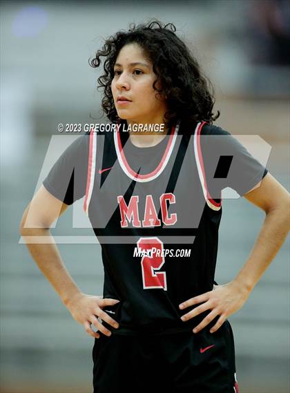 Thumbnail 3 in MacArthur vs Mansfield photogallery.