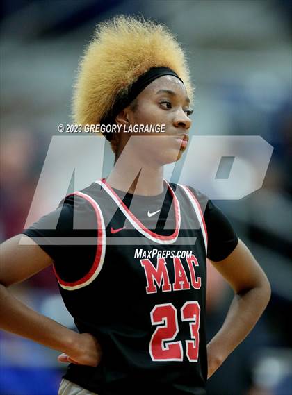 Thumbnail 2 in MacArthur vs Mansfield photogallery.