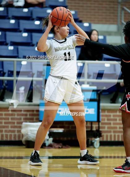Thumbnail 3 in MacArthur vs Mansfield photogallery.