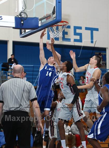 Thumbnail 2 in Lee Academy vs St. John's Northwestern Military Academy photogallery.