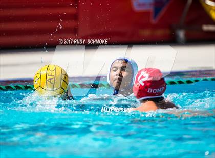 Thumbnail 1 in Temescal Canyon vs. Cathedral Catholic photogallery.