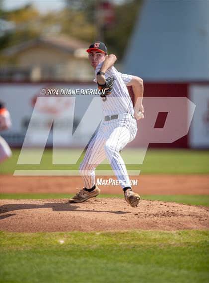Thumbnail 3 in Lewisburg vs. B.R. Catholic photogallery.