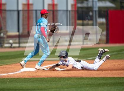 Thumbnail 3 in Lewisburg vs. B.R. Catholic photogallery.