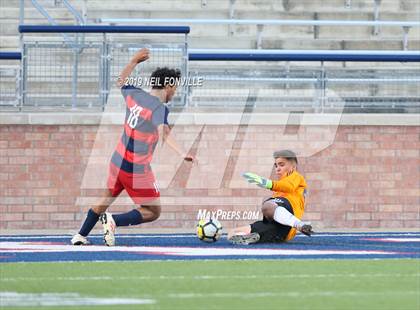 Thumbnail 2 in Allen vs. North Mesquite photogallery.