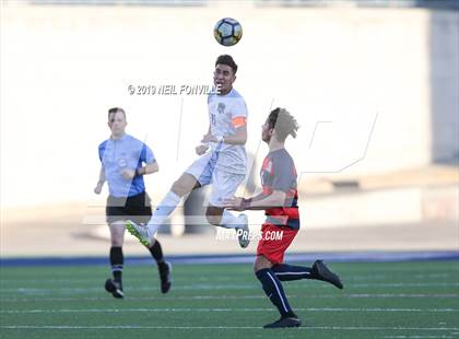 Thumbnail 1 in Allen vs. North Mesquite photogallery.