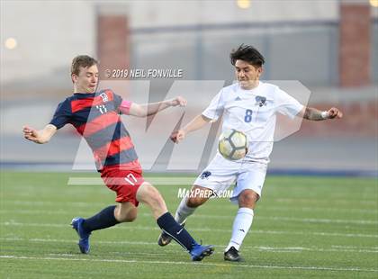Thumbnail 2 in Allen vs. North Mesquite photogallery.