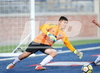 Thumbnail 3 in Allen vs. North Mesquite photogallery.