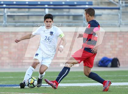 Thumbnail 2 in Allen vs. North Mesquite photogallery.