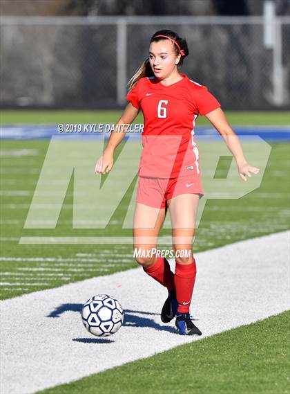 Thumbnail 1 in St. Thomas Aquinas vs Carondelet (National Elite Prep Showcase) photogallery.